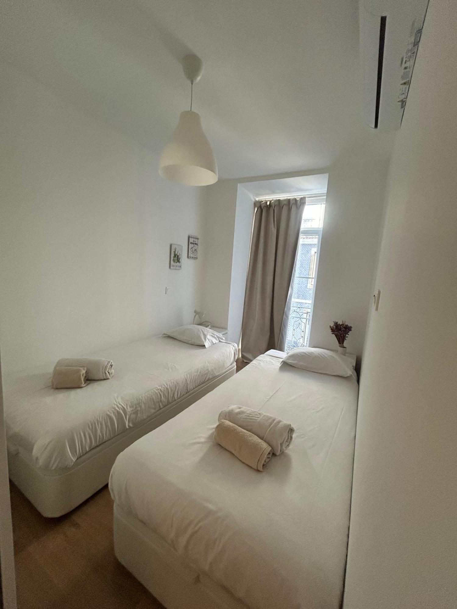 Modern Lisbon Apartments By Soulplaces Quarto foto